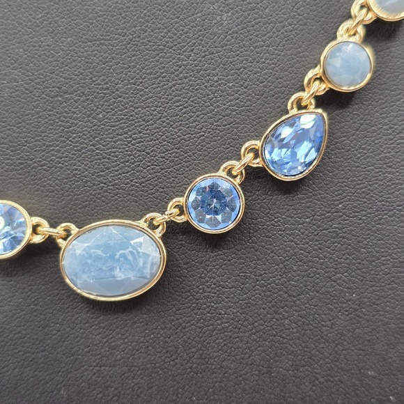 DKNY‎ Gold Tone Blue Crystal Graduated Station Necklace Choker Jewelry Used - Picture 7 of 8